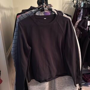30 lululemon sweatshirt